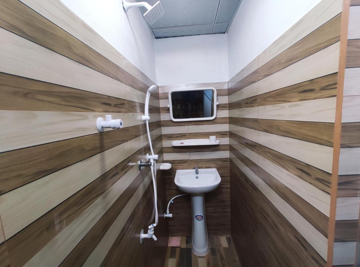 Bird House Homestays 탕갈레 외부 사진